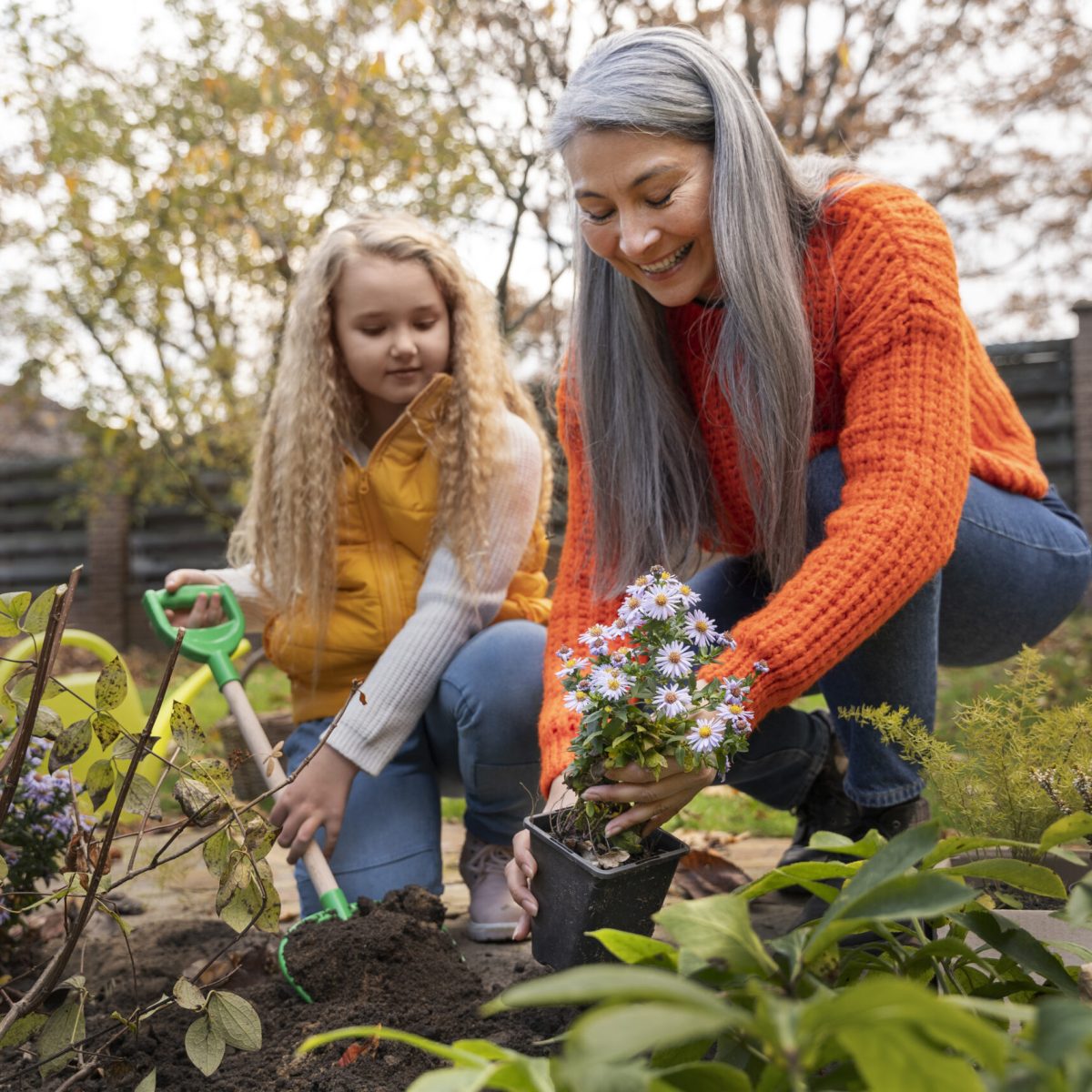 kids-learnign-about-environment